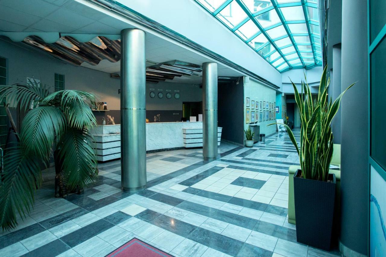 Hotel Orient Krakow Bagian luar foto